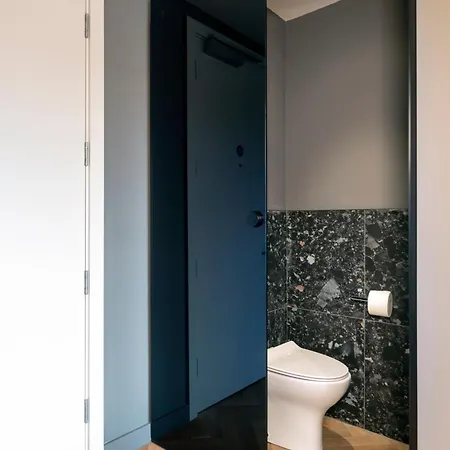 Niche Living - Dun Laoghaire * דבלין