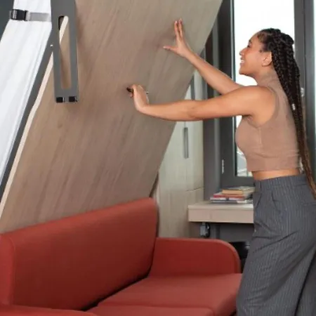 Niche Living - Dun Laoghaire דבלין