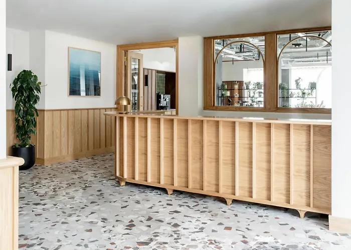 Niche Living - Dun Laoghaire * Dublino