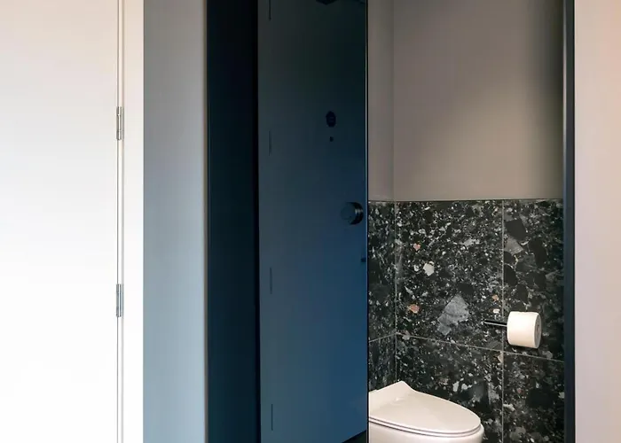 Niche Living - Dun Laoghaire * Dublino